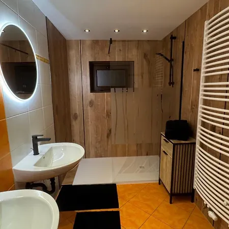 Ferienwohnung-direkt-am-skihang Mit Sauna 公寓